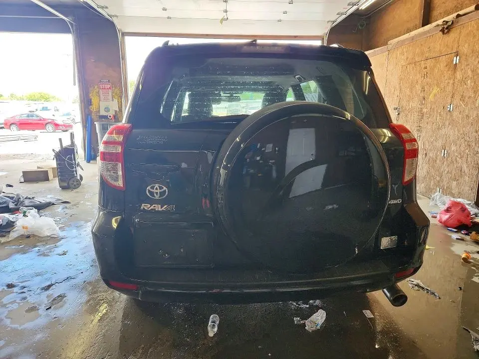 2011 TOYOTA RAV4 LIMITED  