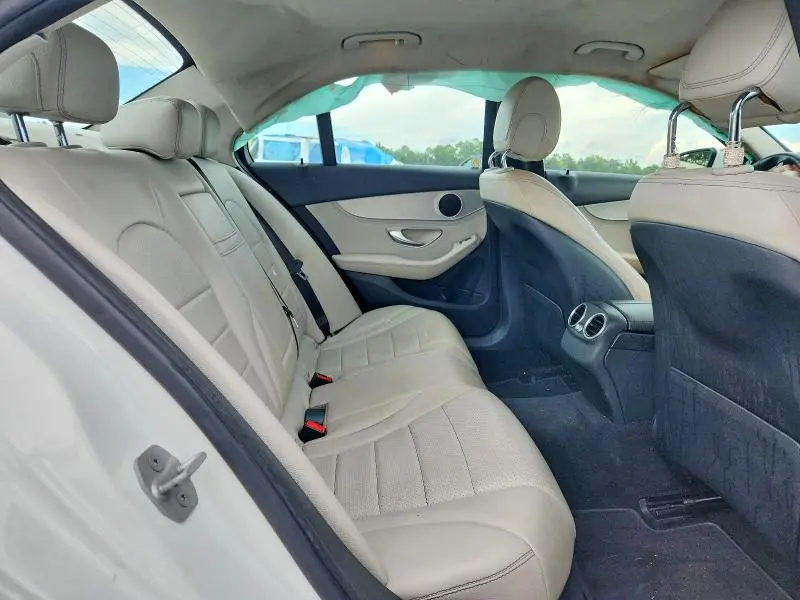 2016 MERCEDES-BENZ C 300  