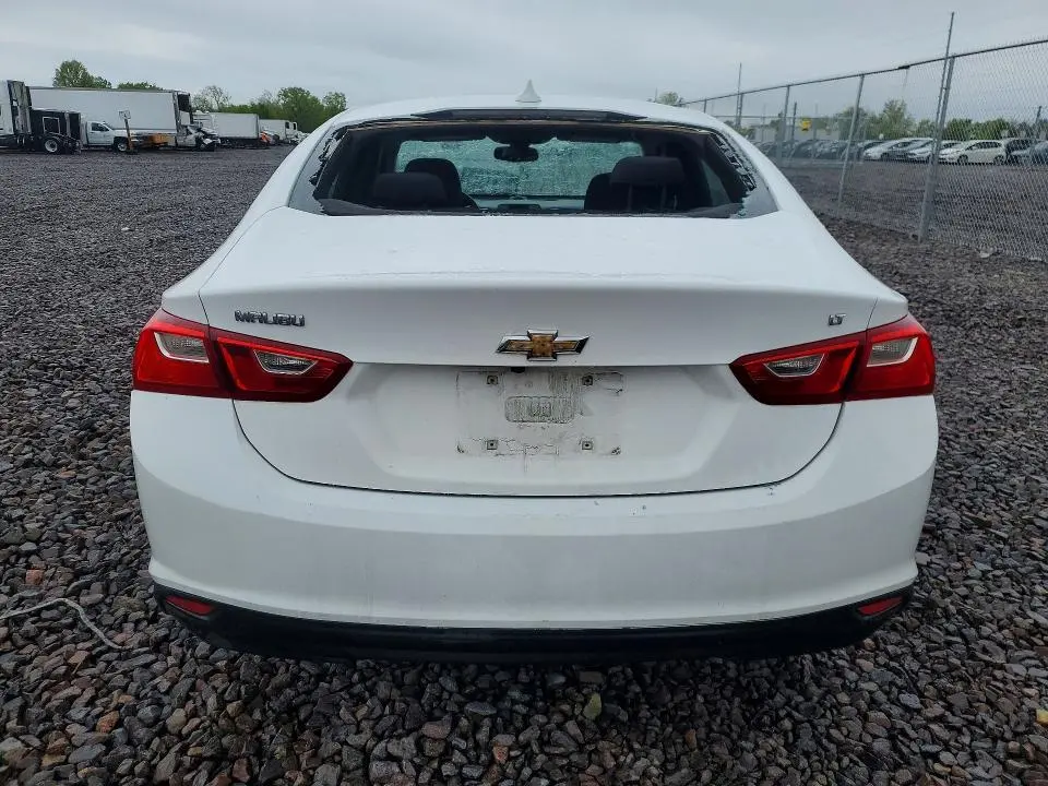 2017 CHEVROLET MALIBU LT  