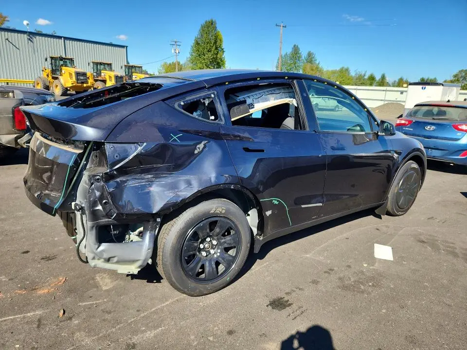 2026 TESLA MODEL Y   