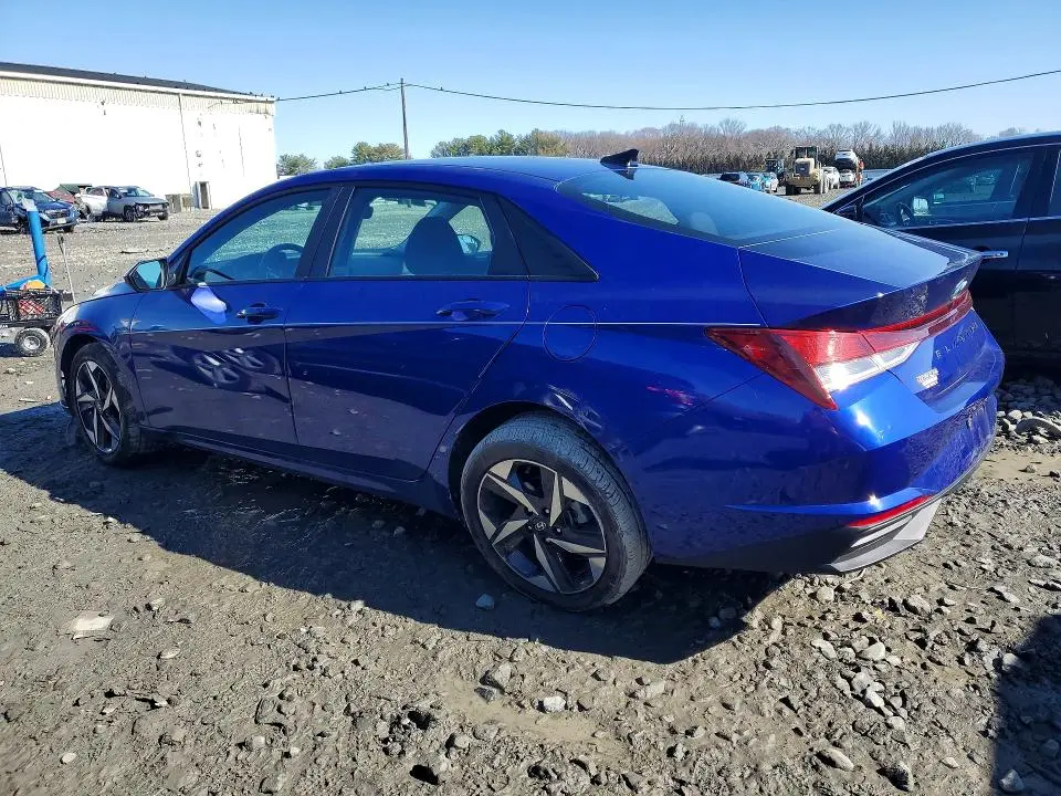 2023 HYUNDAI ELANTRA SEL  