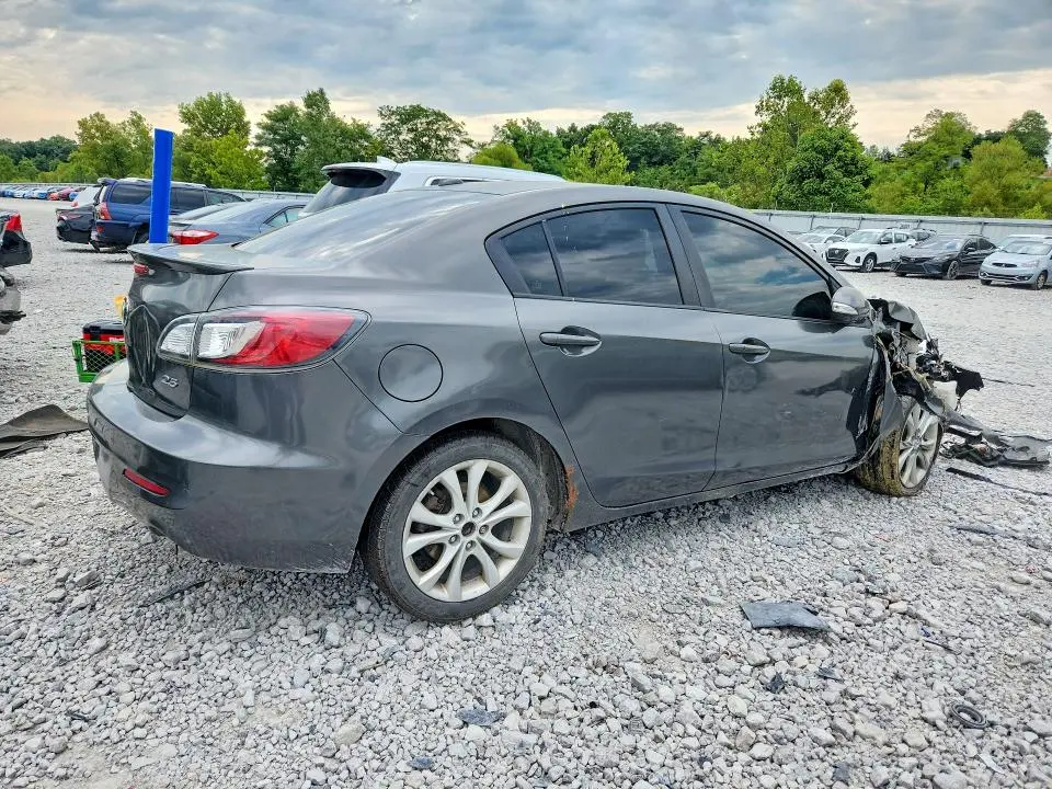 2010 MAZDA 3 S  