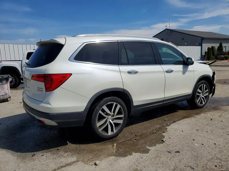 2018 HONDA PILOT ELITE  
