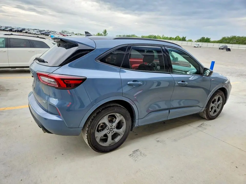 2024 FORD ESCAPE ST LINE  