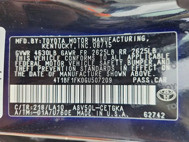2016 TOYOTA CAMRY XLE  