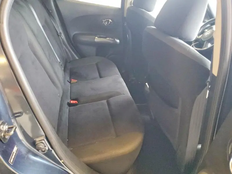 2011 NISSAN JUKE S  