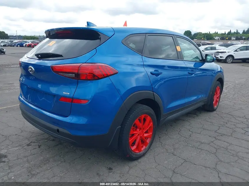 2020 HYUNDAI TUCSON SE