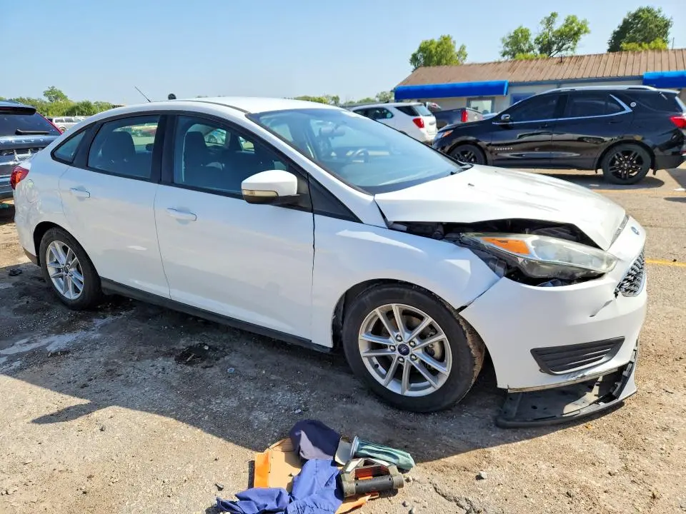 2016 FORD FOCUS SE  