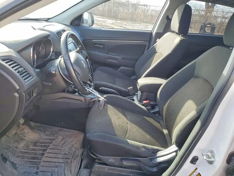 2016 MITSUBISHI RVR SE  