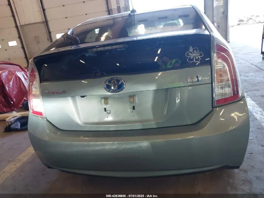 2014 TOYOTA PRIUS THREE
