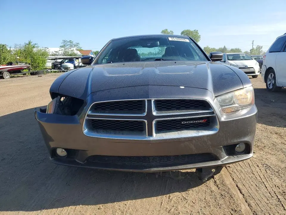 2013 DODGE CHARGER SXT  