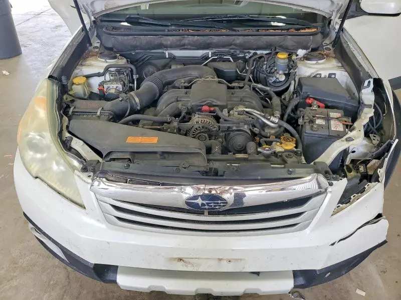 2011 SUBARU OUTBACK 3.6R LIMITED  
