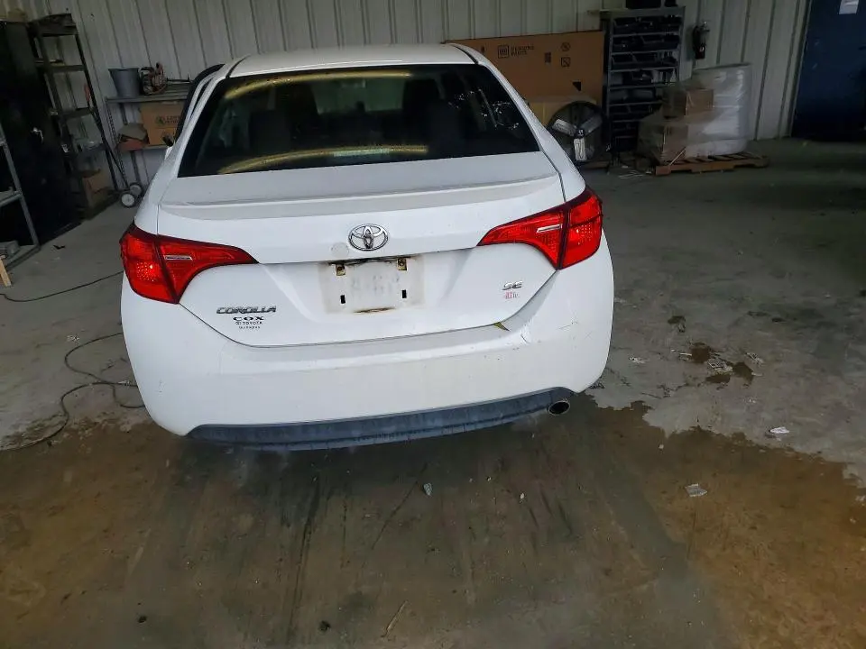 2017 TOYOTA COROLLA SE  