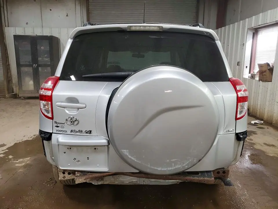 2010 TOYOTA RAV4 BASE  