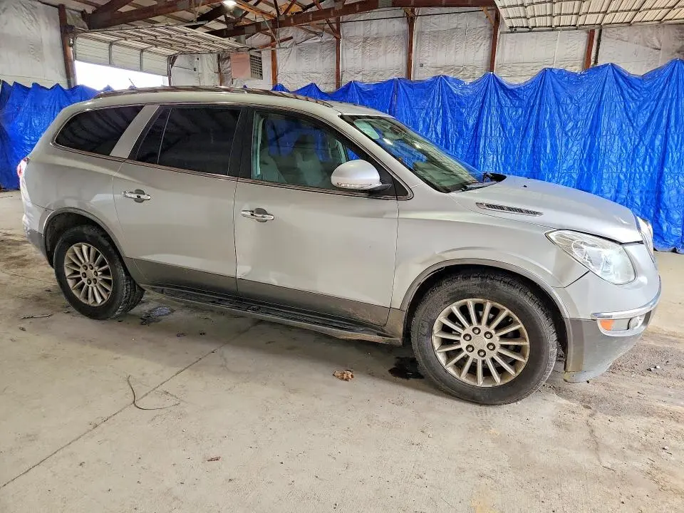 2011 BUICK ENCLAVE CX  
