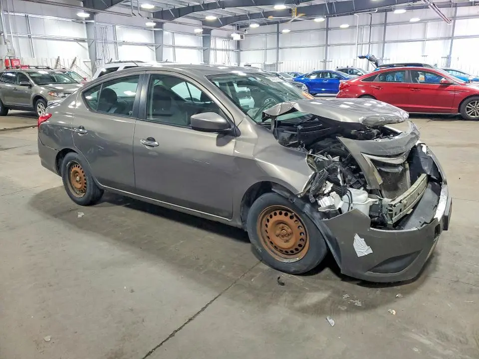 2016 NISSAN VERSA 1.6 SV  