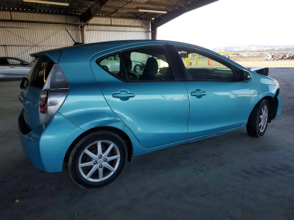 2013 TOYOTA PRIUS C FOUR  