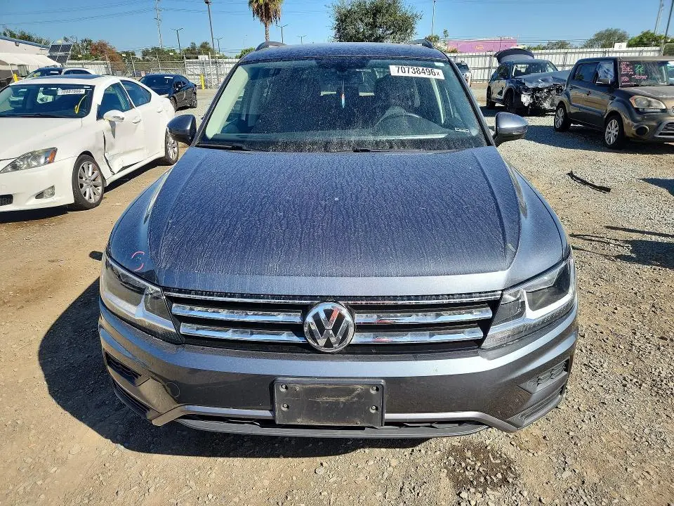 2020 VOLKSWAGEN TIGUAN SE  