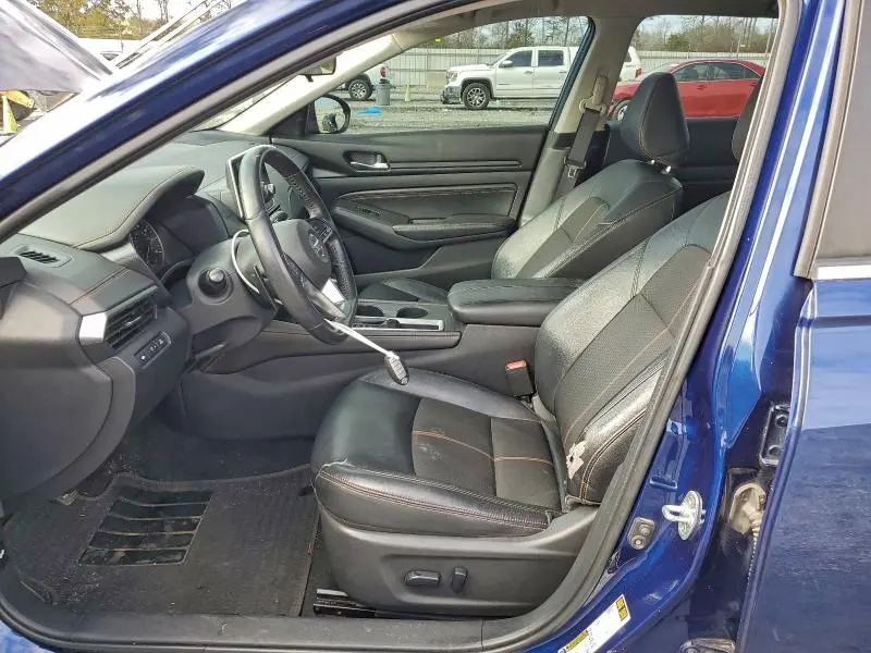 2019 NISSAN ALTIMA SR  