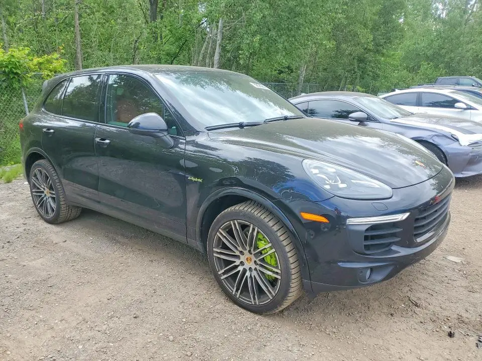 2017 PORSCHE CAYENNE SE HYBRID PLATINUM  