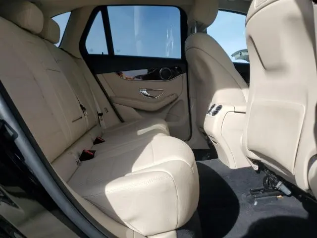 2018 MERCEDES-BENZ GLC 300 4MATIC  