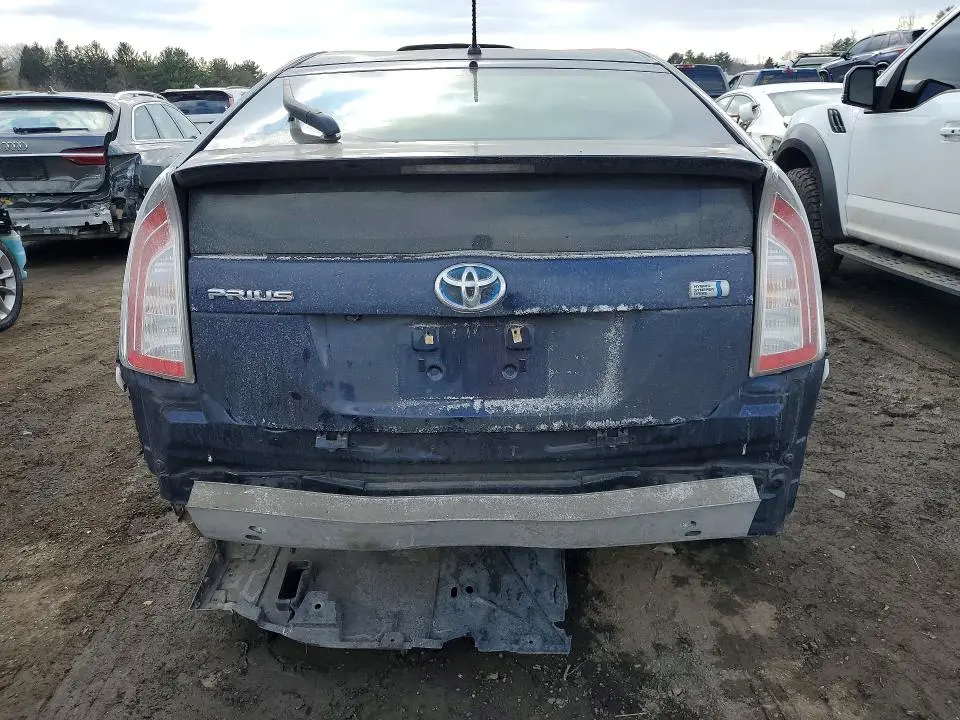 2015 TOYOTA PRIUS   