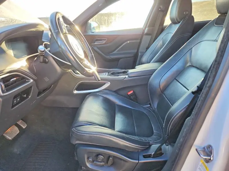 2017 JAGUAR F-PACE S  