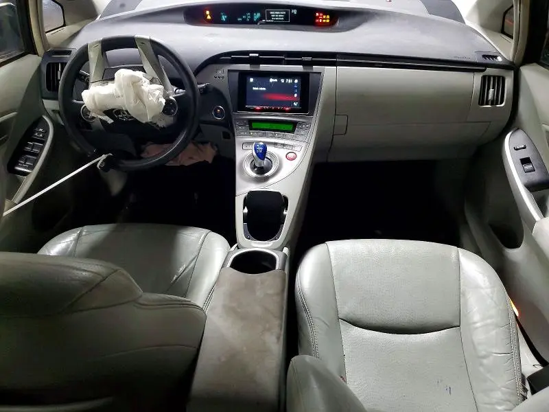 2013 TOYOTA PRIUS THREE  