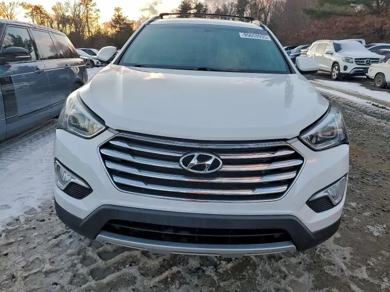2016 HYUNDAI SANTA FE SE  