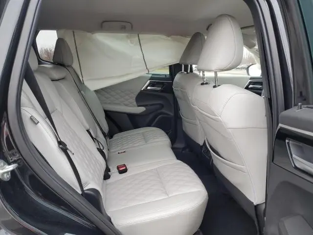 2023 MITSUBISHI OUTLANDER SEL  