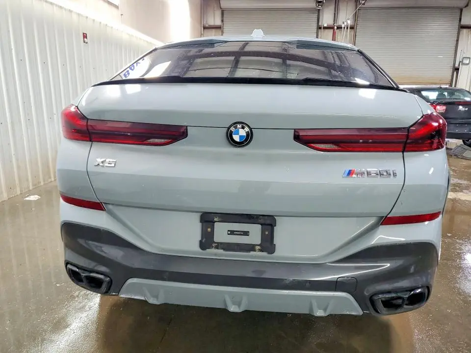 2024 BMW X6 M60I  