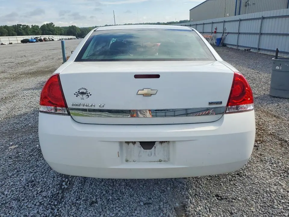 2010 CHEVROLET IMPALA LT  