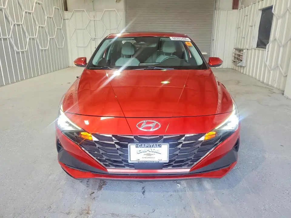 2021 HYUNDAI ELANTRA LIMITED  