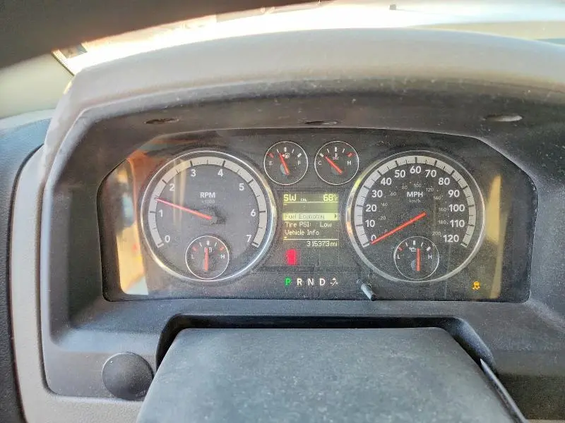 2012 DODGE RAM 1500 SLT  