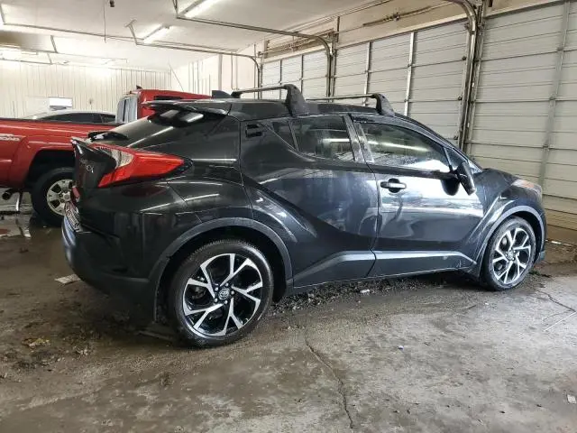 2019 TOYOTA C-HR XLE  