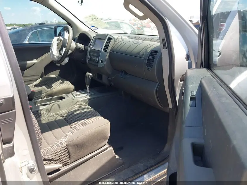 2019 NISSAN FRONTIER SV