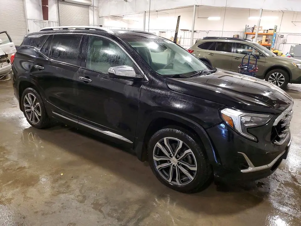 2019 GMC TERRAIN DENALI  