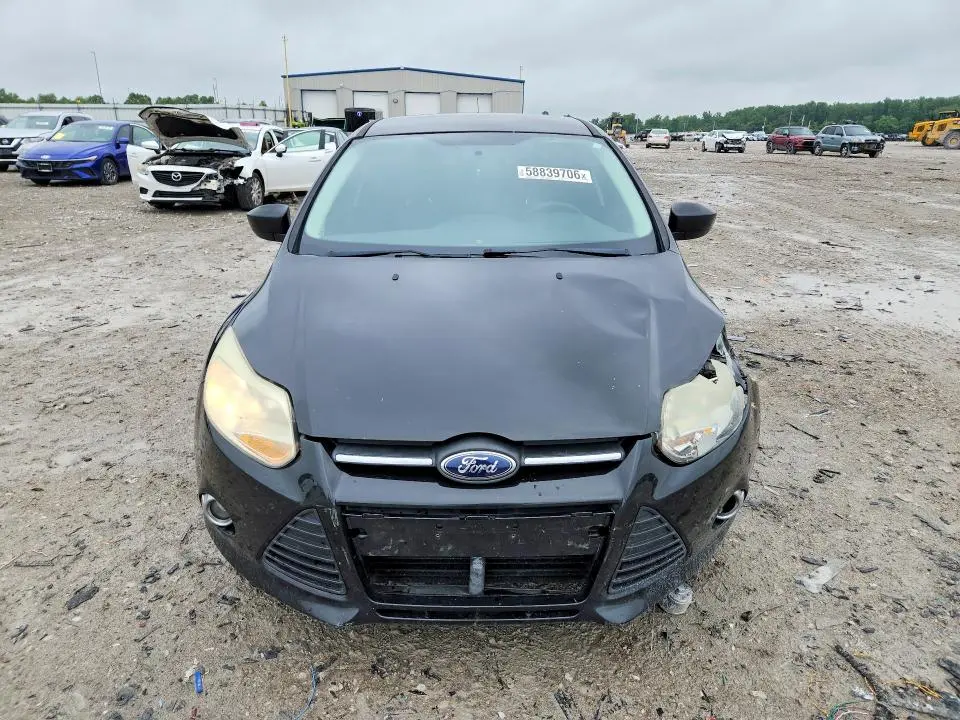 2012 FORD FOCUS SE  