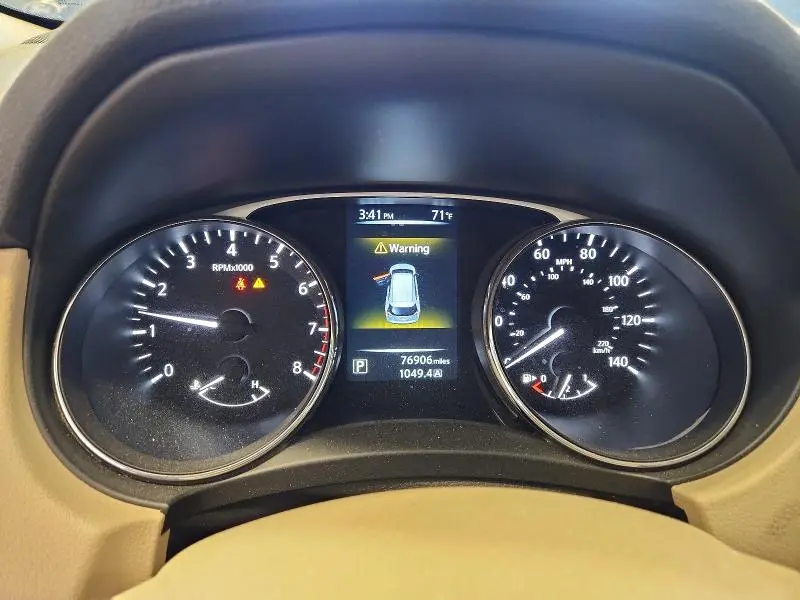 2015 NISSAN ROGUE SL  