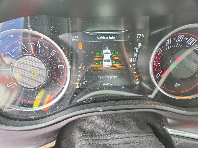 2017 DODGE CHALLENGER SXT  