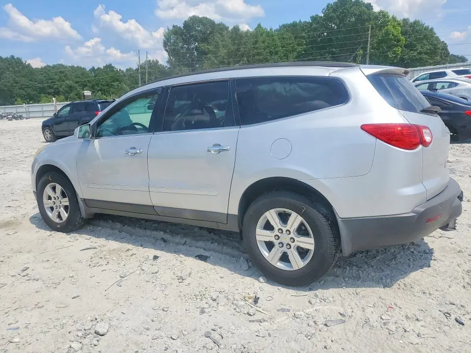 2010 CHEVROLET TRAVERSE LT  