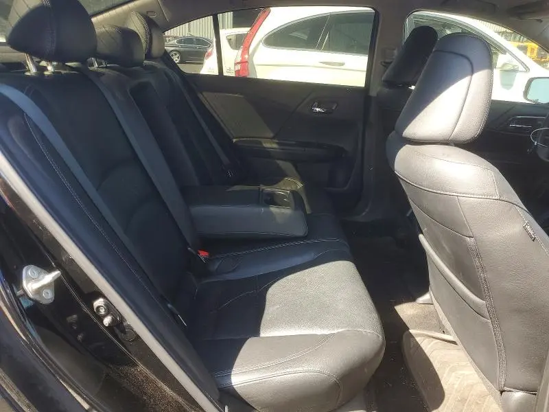 2016 HONDA ACCORD TOURING  