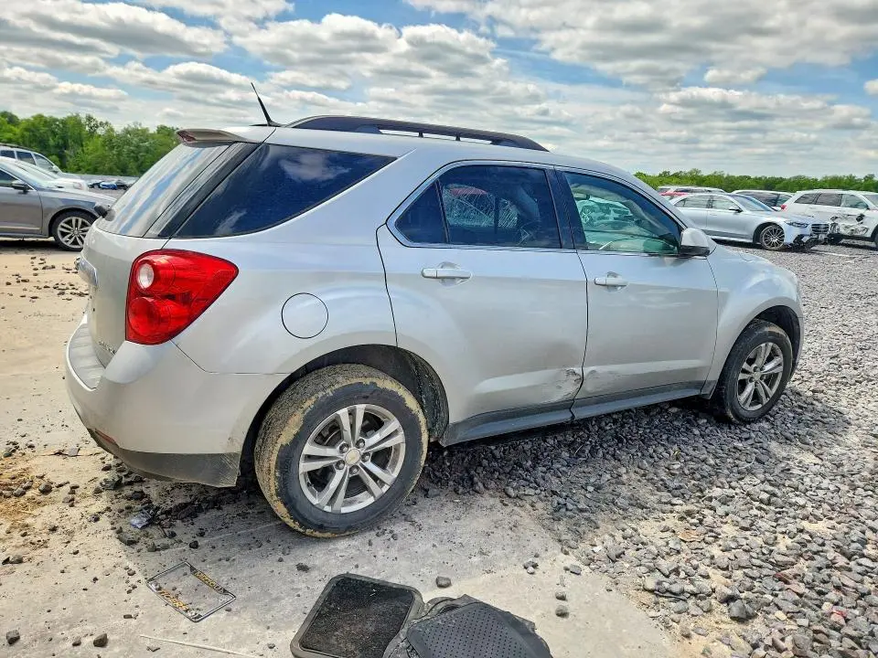 2011 CHEVROLET EQUINOX LT  