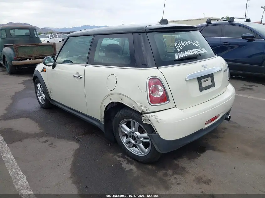 2013 MINI HARDTOP COOPER
