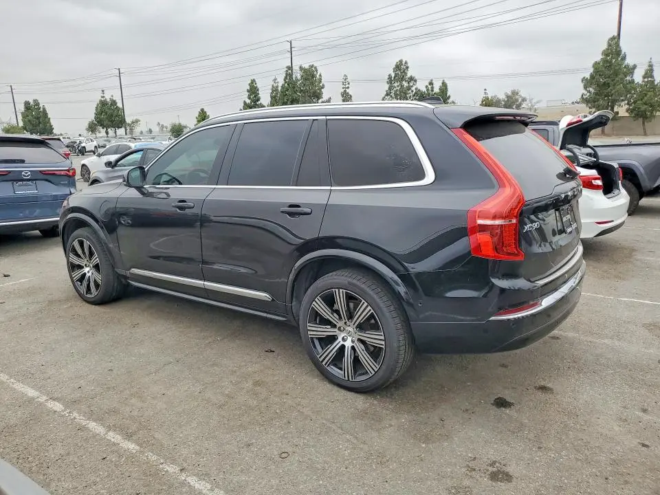 2023 VOLVO XC90 PLUS  