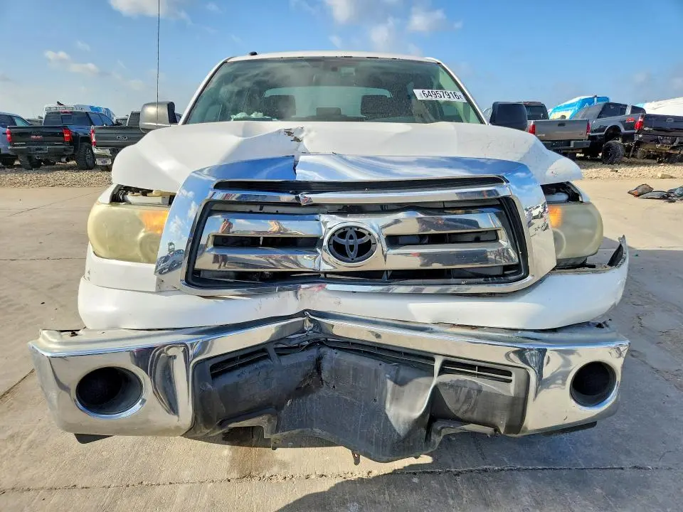 2013 TOYOTA TUNDRA CREWMAX SR5  