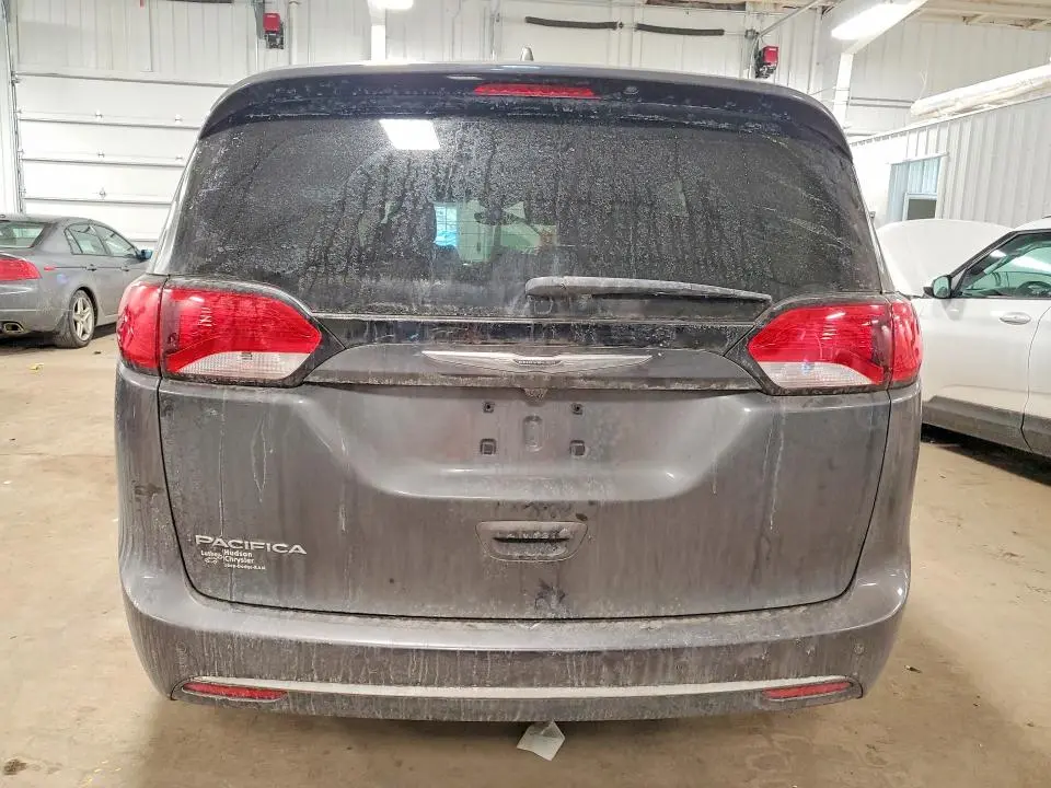 2017 CHRYSLER PACIFICA TOURING L  