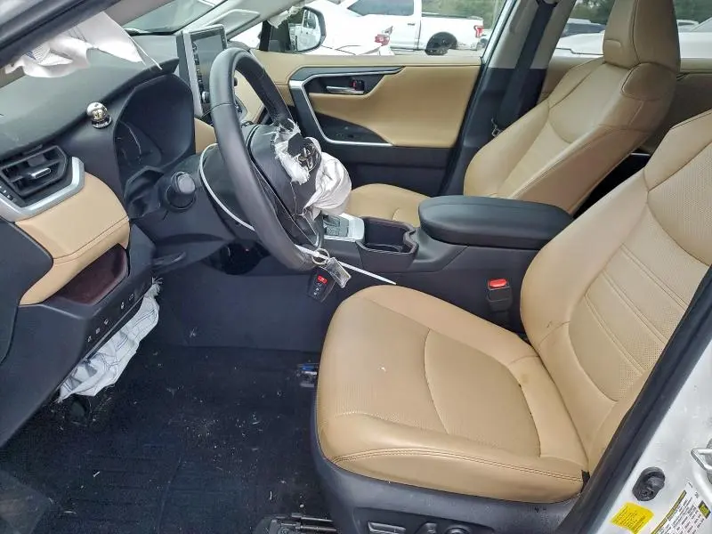 2022 TOYOTA RAV4 LIMITED  