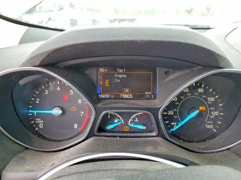 2017 FORD ESCAPE SE  
