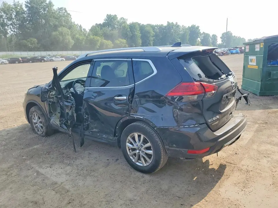 2017 NISSAN ROGUE SV  